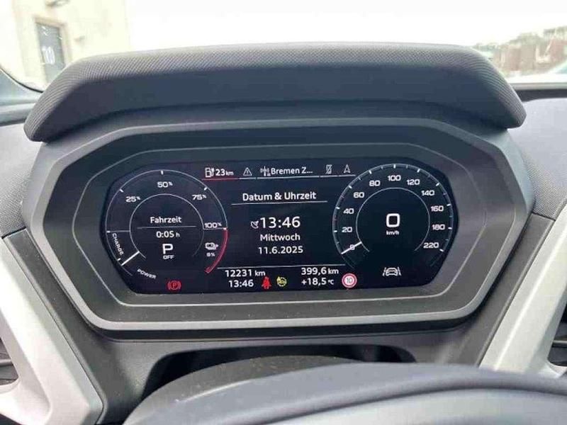 Gebraucht Audi Q4 e-tron Sport 125 kW (170 PS) 2023 Grau SUV