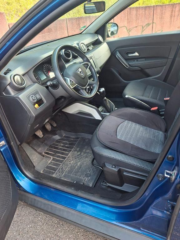 Blau Gebraucht 2021 Dacia Duster Prestige SUV | 11.300 € (Superpreis) - Bild 1/4