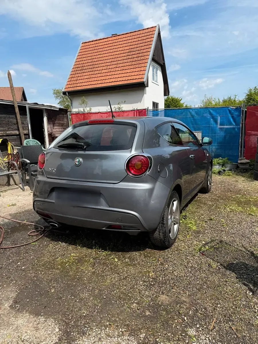 Gebraucht Alfa Romeo MiTo 119 PS (87 kW) 2009 Grau Kleinwagen