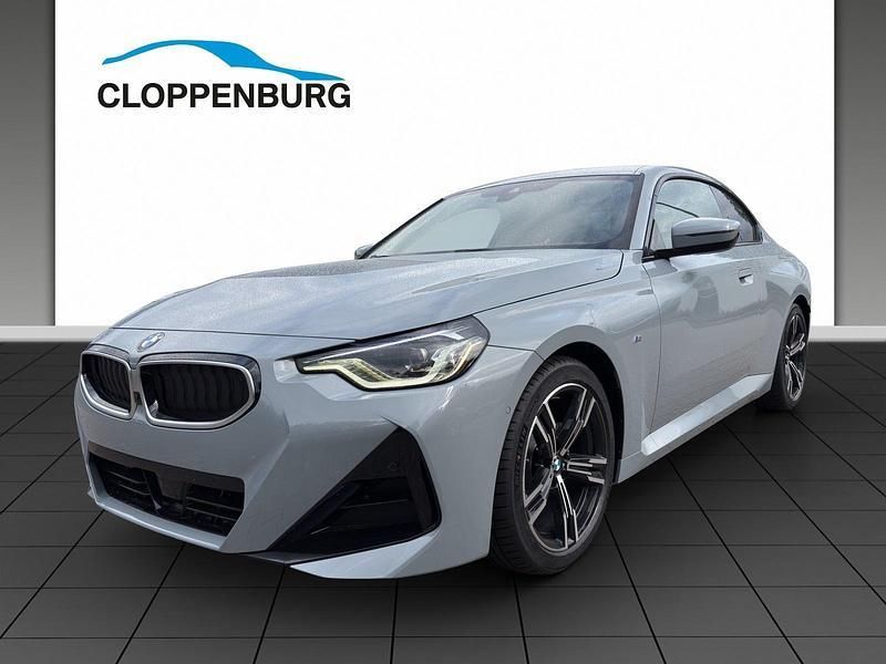 Grau Neu 2025 BMW 220 Shadowline Coupé | 51.090 € (Teuer) - Bild 1/4