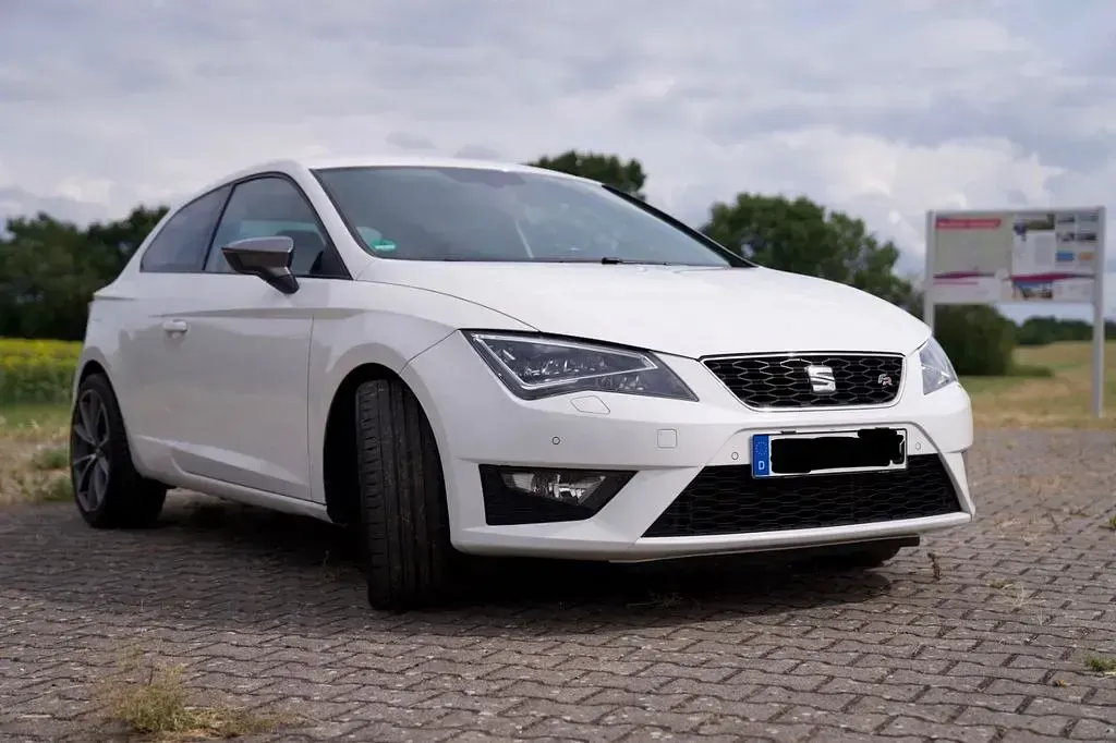 Gebraucht Seat Leon SC FR 150 PS (110 kW) 2016 Weiß Kleinwagen