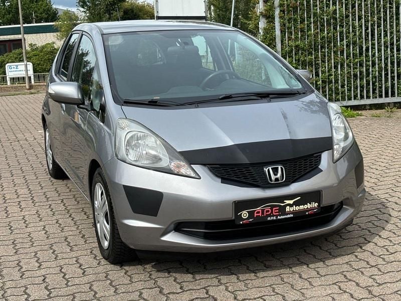 Silber Gebraucht 2011 Honda Jazz Comfort Kleinwagen | 5.399 € (Guter Preis) - Bild 1/4