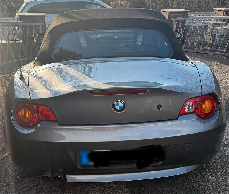 Gebraucht BMW Z4 192 PS (141 kW) 2003 Grau Cabrio