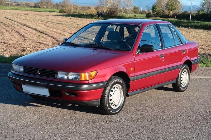 Rot Gebraucht 1990 Mitsubishi Lancer Limousine | 3.990 € - Bild 1/4