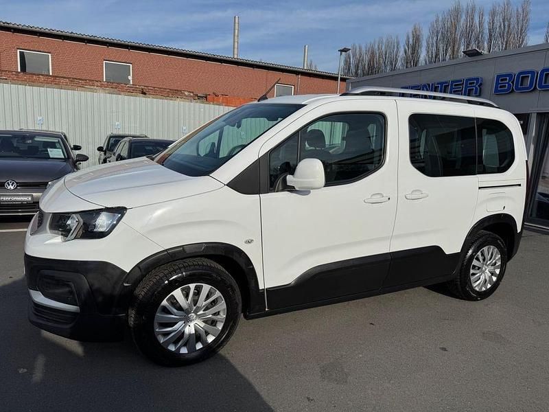 Gebraucht Peugeot Rifter Active 102 PS (75 kW) 2018 Weiß Van / Kleinbus