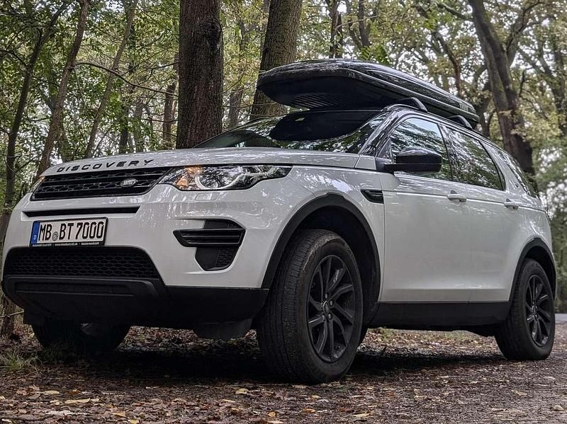 Weiß Gebraucht 2016 Land Rover Discovery Sport SE SUV | 15.490 € (Teuer) - Bild 1/4