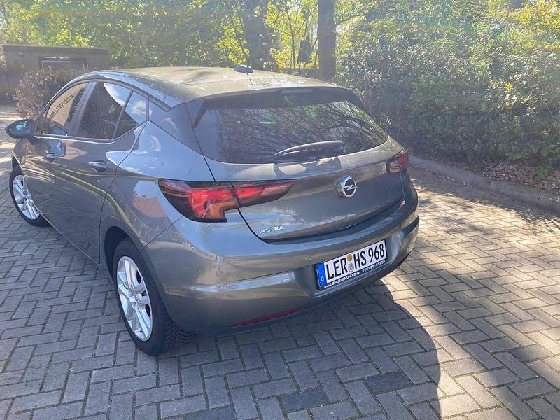 Gebraucht Opel Astra Edition 110 PS (80 kW) 2021 Grau Limousine