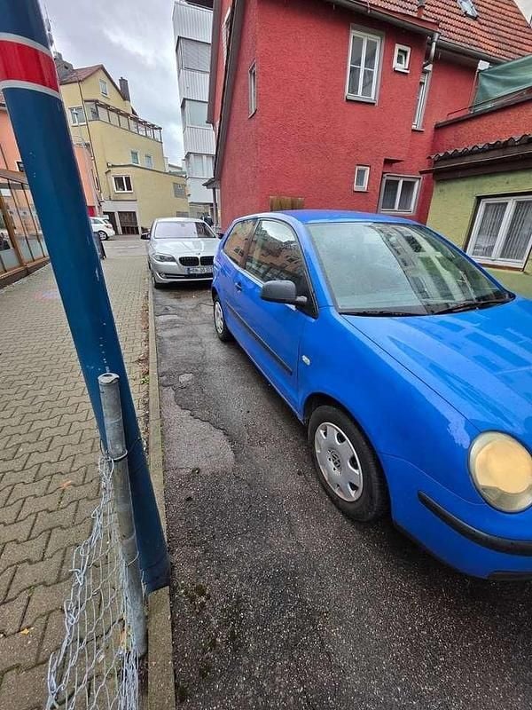 Używany VW Polo Basis 54 KM (39 kW) 2002 Niebieski Coupe