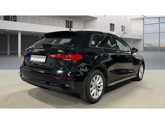 Gebraucht Audi A3 Ambiente 150 PS (110 kW) 2022 Brillantschwarz Limousine