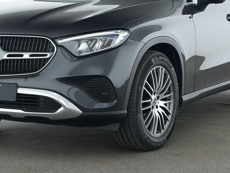 Gebraucht Mercedes GLC220 Advanced 197 PS (144 kW) 2024 Metalliclack graphitgrau SUV