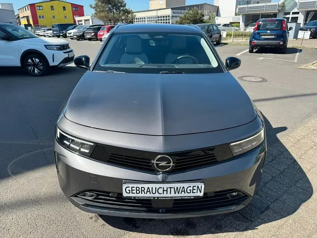 Usata Opel Astra Elegance 131 CV (96 kW) 2023 Grigio Utilitaria