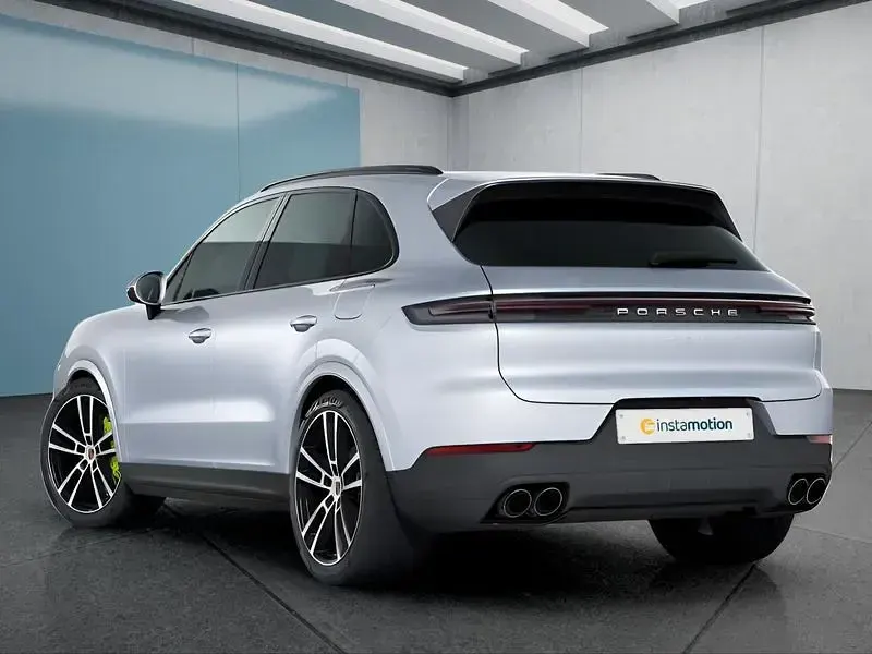 Gebraucht Porsche Cayenne 470 PS (345 kW) 2025 Silber SUV
