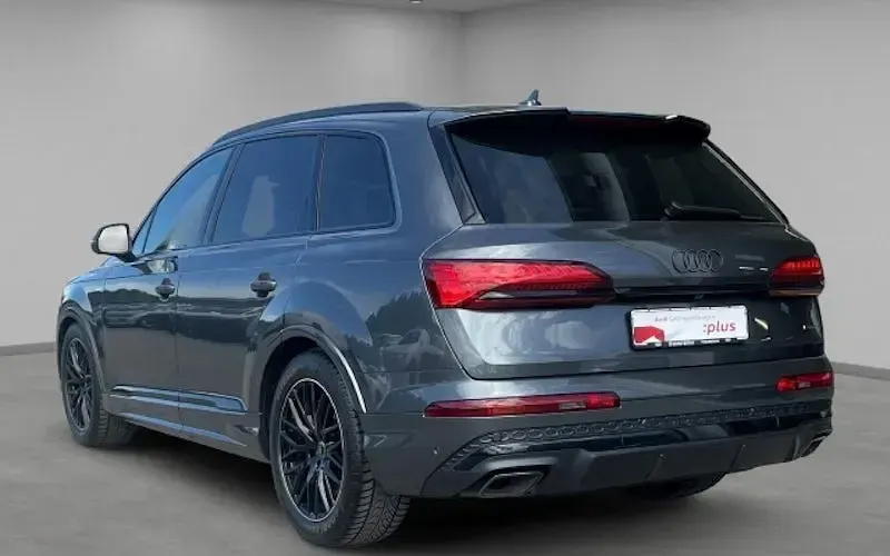 Gebraucht Audi Q7 Business 286 PS (210 kW) 2025 Daytonagrau perleffekt SUV