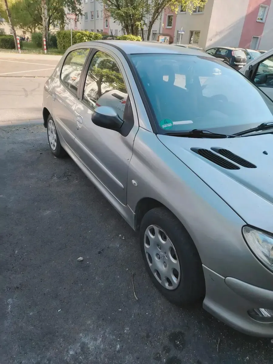 Gebraucht Peugeot 206 80 PS (58 kW) 2006 Silber Kleinwagen
