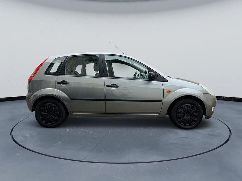Gebraucht Ford Fiesta 80 PS (58 kW) 2002 Grau Kleinwagen