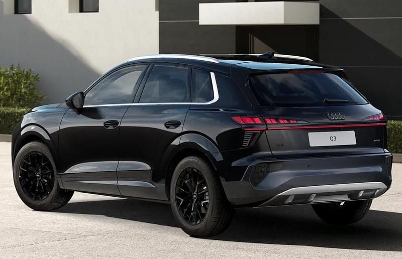 Nouă Audi Q3 Ambiente 204 CP (150 kW) 2026 Negru SUV
