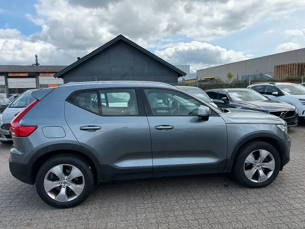 Gebraucht Volvo XC40 190 PS (139 kW) 2018 Grau SUV