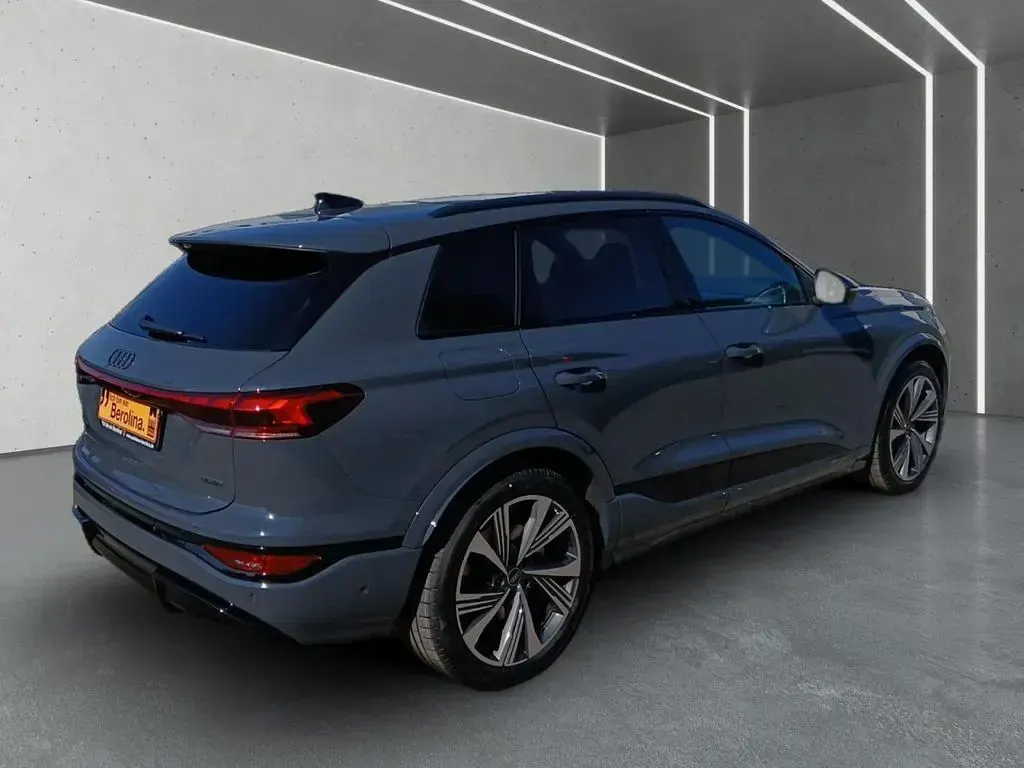 Nowe Audi Q6 e-tron S-Line 314 kW (428 KM) 2026 Szary SUV