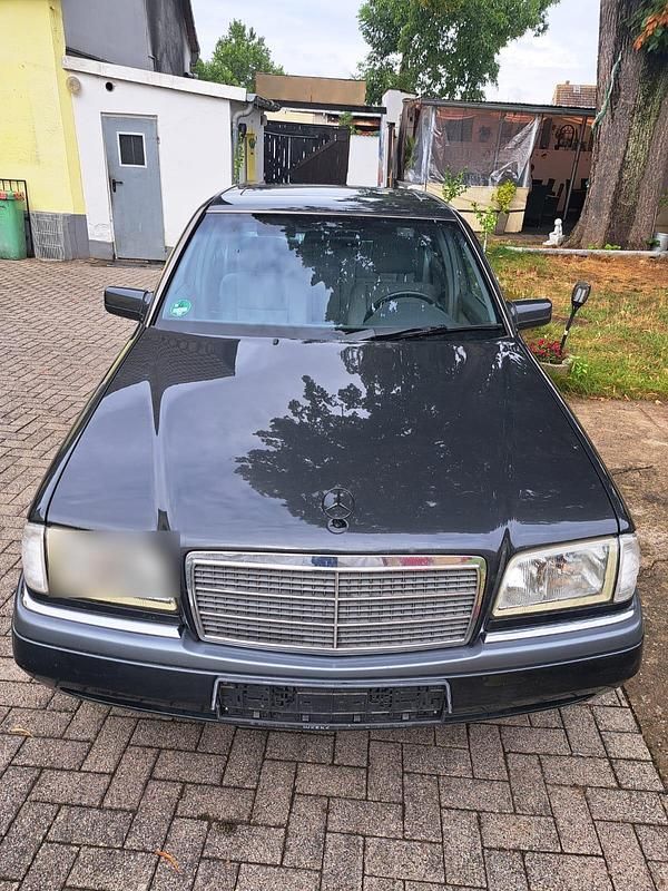 Schwarz Gebraucht 1997 Mercedes C200 Limousine | 2.990 € (Fairer Preis) - Bild 1/4