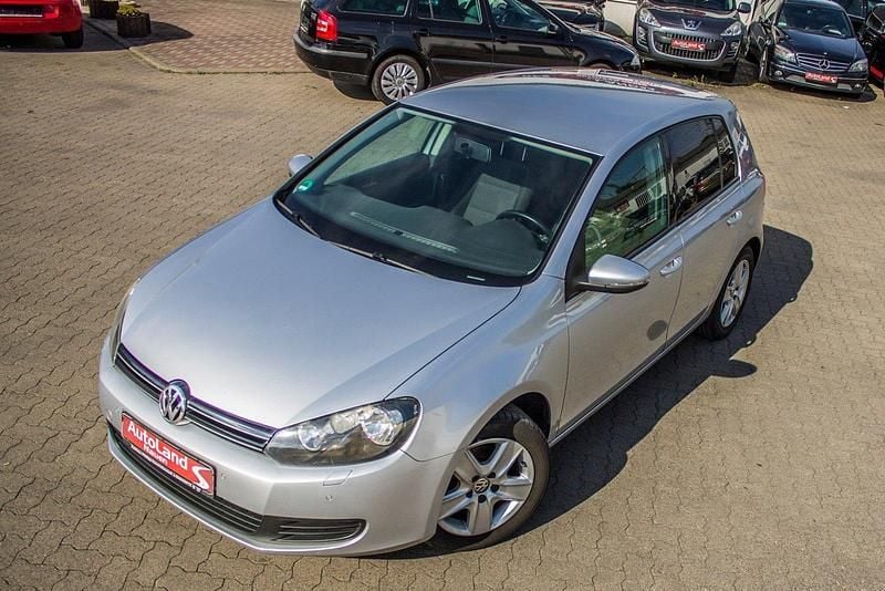 Gebraucht VW Golf VI 90 PS (66 kW) 2009 Silber Kleinwagen