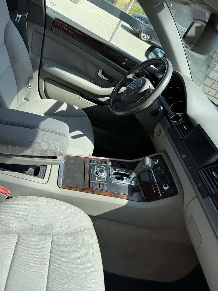 Gebraucht Audi A8 232 PS (170 kW) 2004 Grün Limousine