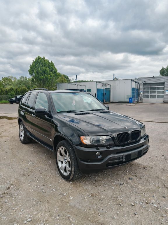 Schwarz Gebraucht 2002 BMW X5 Sport Line SUV | 6.499 € (Fairer Preis) - Bild 1/4