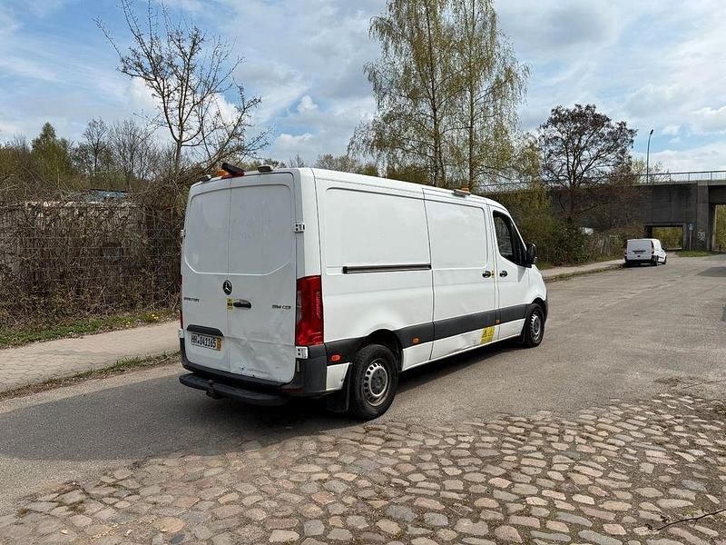 Gebraucht Mercedes Sprinter 143 PS (105 kW) 2020 Weiß Van