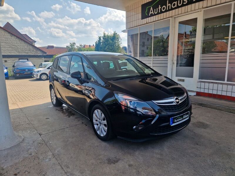 Karbonschw graphitschw midnigh Gebraucht 2015 Opel Zafira Tourer Edition Van / Kleinbus | 9.999 € (Etwas zu teuer) - Bild 1/4