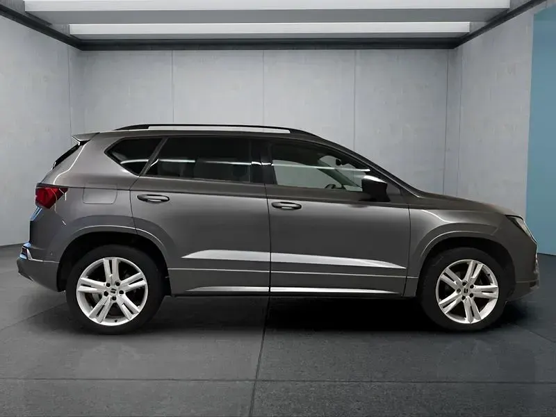 Gebraucht Seat Ateca FR 150 PS (110 kW) 2022 Grau SUV