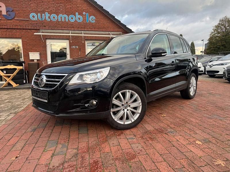 Schwarz Gebraucht 2009 VW Tiguan Sportline SUV | 8.900 € (Fairer Preis) - Bild 1/4