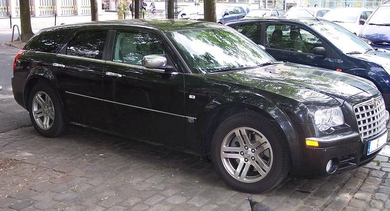 Gebraucht Chrysler 300C Touring 216 PS (158 kW) 2010 Schwarz Kombi