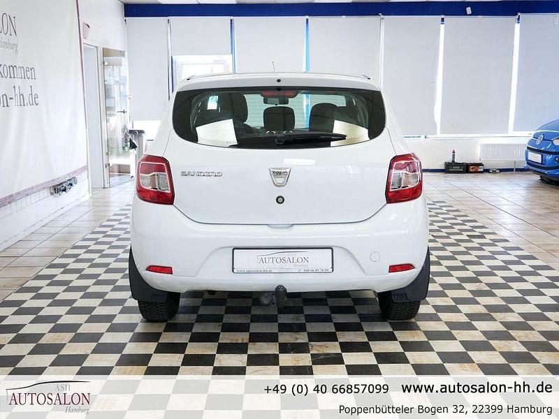Gebraucht Dacia Sandero Ambiance 90 PS (66 kW) 2014 Weiß Limousine