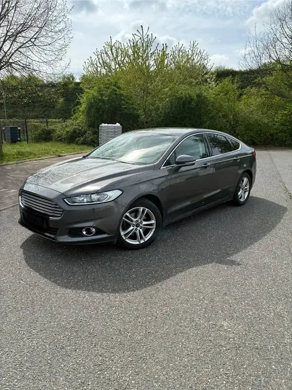 Occasion Ford Mondeo Titanium 160 ch (117 kW) 2015 Gris Berline