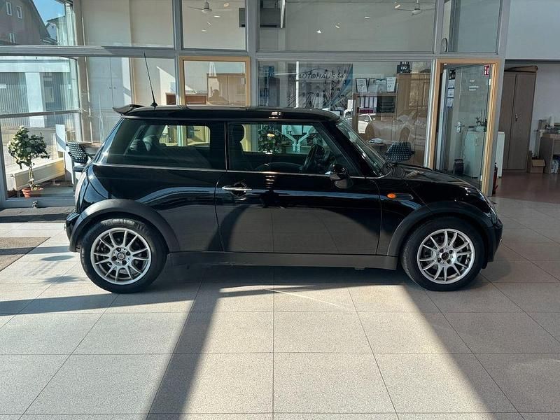 Gebraucht Mini Cooper Pepper 116 PS (85 kW) 2002 Schwarz Kleinwagen