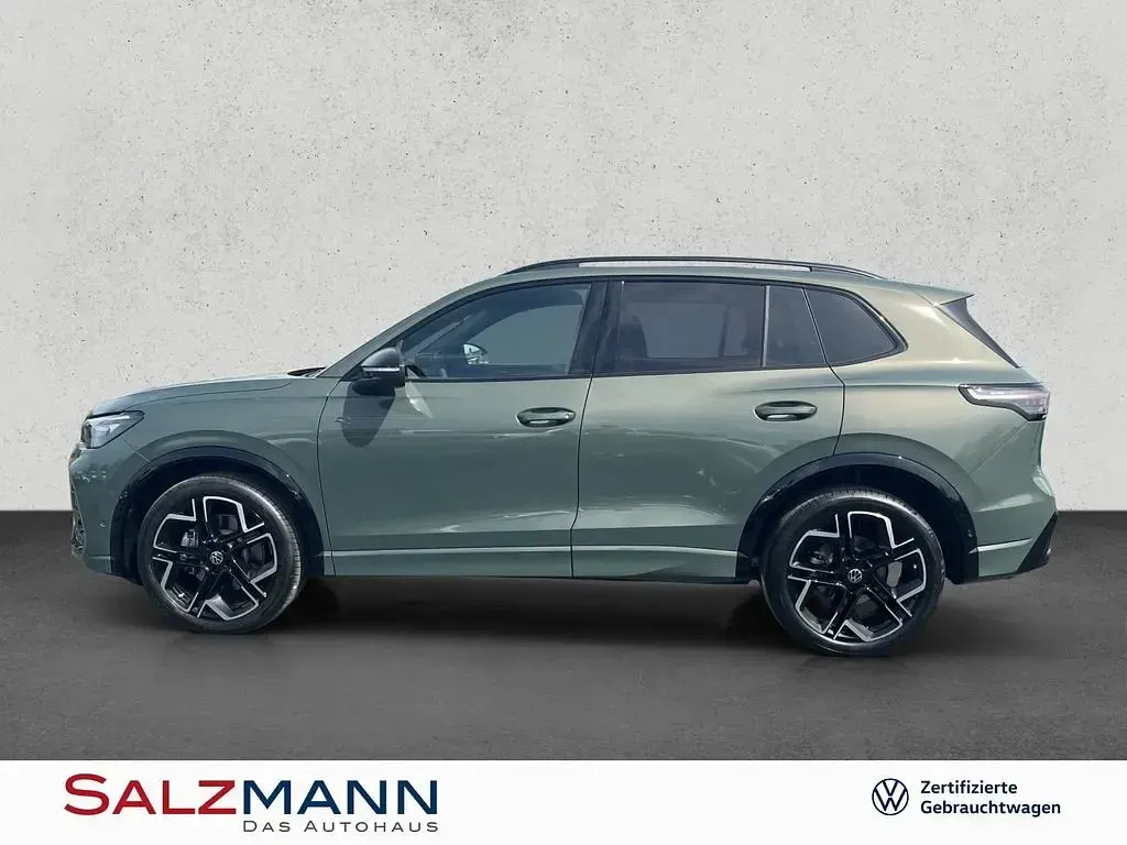Neu VW Tiguan R-line 150 PS (110 kW) 2026 Grün SUV