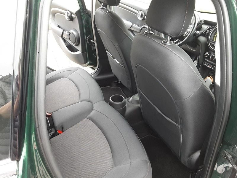 Używany Mini Cooper 136 KM (100 kW) 2016 Zielony Hatchback