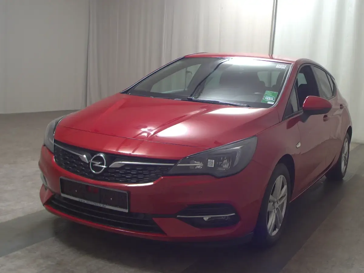Gebraucht Opel Astra Edition 122 PS (89 kW) 2020 Rot Limousine