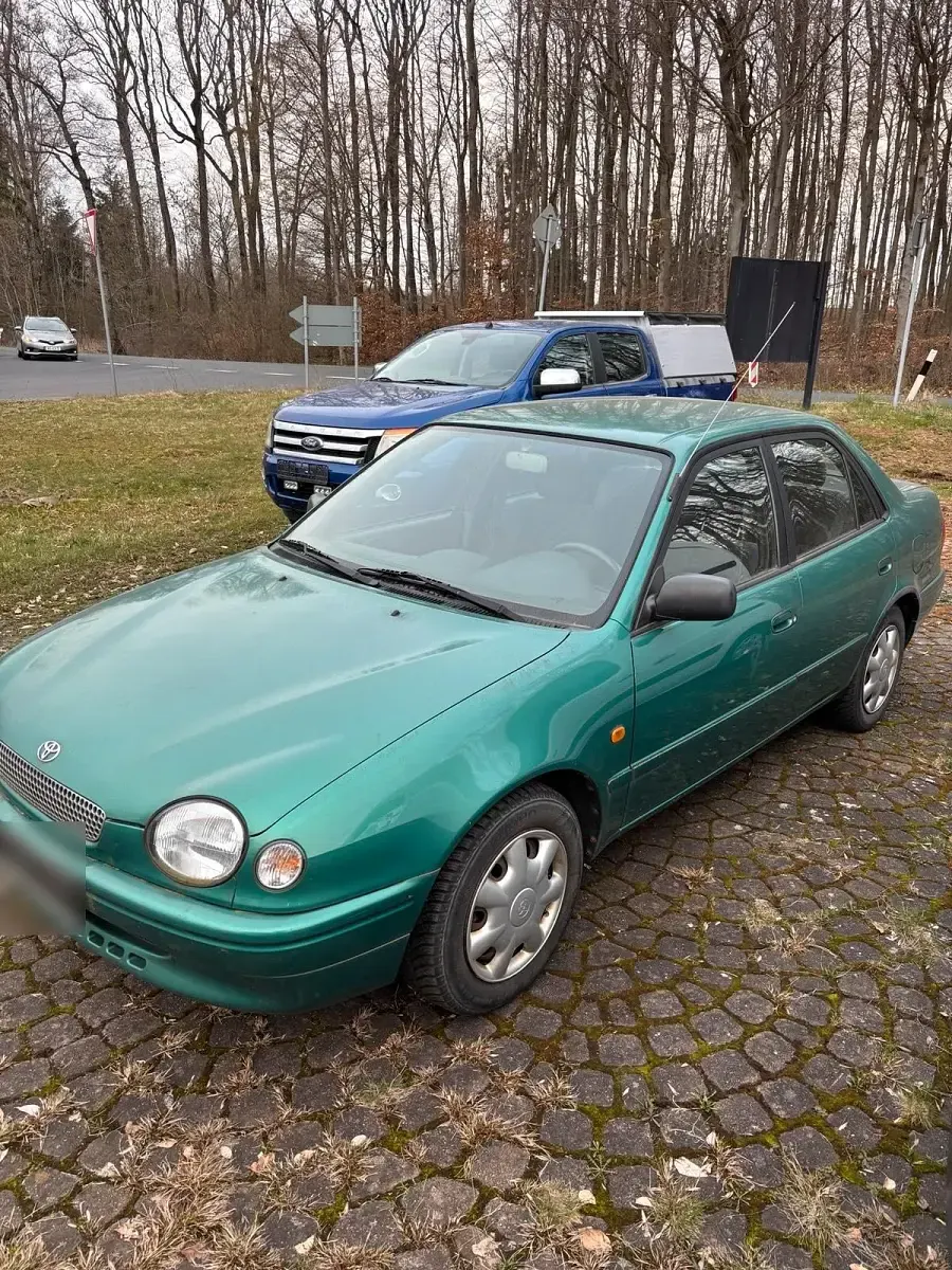 Gebraucht Toyota Corolla 86 PS (63 kW) 2000 Grün Limousine