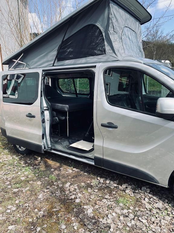 Gebraucht Renault Trafic 110 PS (80 kW) 2024 Grau Van / Kleinbus