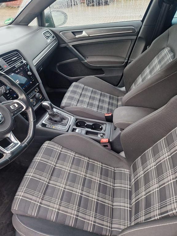 Gebraucht VW Golf VII GTD 184 PS (135 kW) 2019 Schwarz Kombi