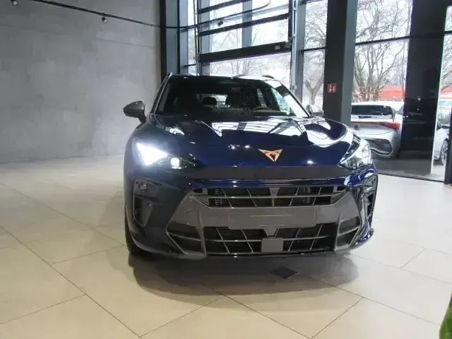Gebraucht Cupra Terramar 204 PS (150 kW) 2025 Blau SUV