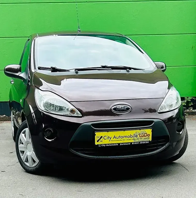 Gebraucht Ford Ka Titanium 69 PS (50 kW) 2013 Rot Kleinwagen