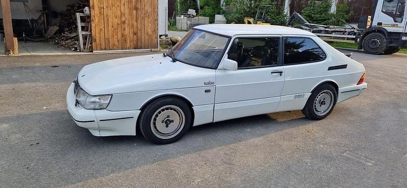 Weiß Gebraucht 1986 Saab 900 Kleinwagen | 10.500 € - Bild 1/4