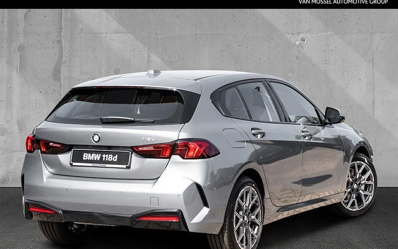 Gebraucht BMW 118 Sport Line 150 PS (110 kW) 2024 Skyscraper grau metallic Kleinwagen