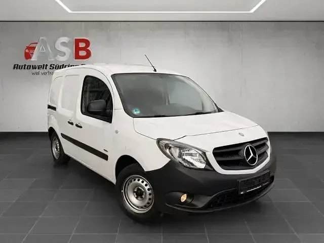 Gebraucht Mercedes Citan 108 75 PS (55 kW) 2017 Weiß Van / Kleinbus