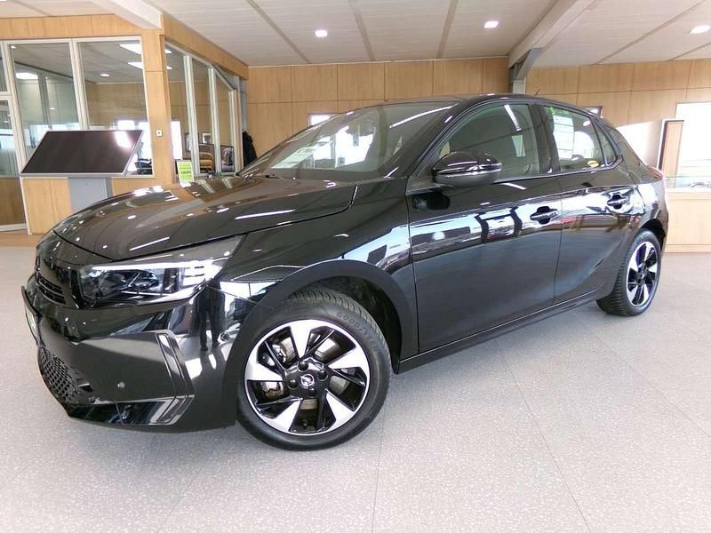 Gebraucht Opel Corsa-e 100 kW (136 PS) 2023 Schwarz perla Kleinwagen
