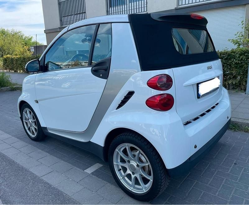 Weiß Gebraucht 2007 Smart ForTwo Cabrio Passion Cabrio | 3.299 € (Guter Preis) - Bild 1/4