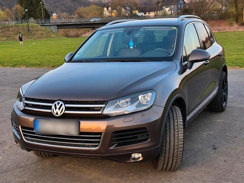 Braun Gebraucht 2010 VW Touareg SUV | 10.500 € (Superpreis) - Bild 1/4