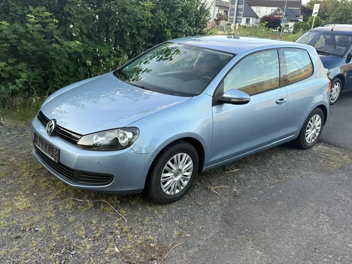 Gebraucht VW Golf VI 80 PS (58 kW) 2009 Blau Kleinwagen