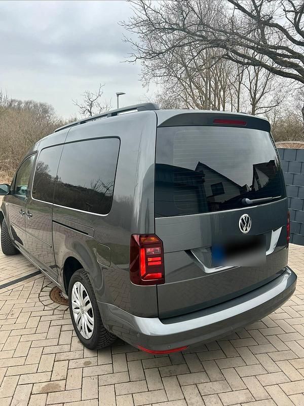 Gebraucht VW Caddy Maxi 150 PS (110 kW) 2016 Grau Van / Kleinbus